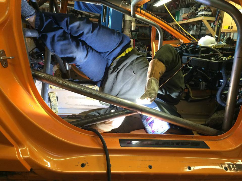 Illustration for article titled This Is How You Weld A Cage In A Lamborghini Rally Car
